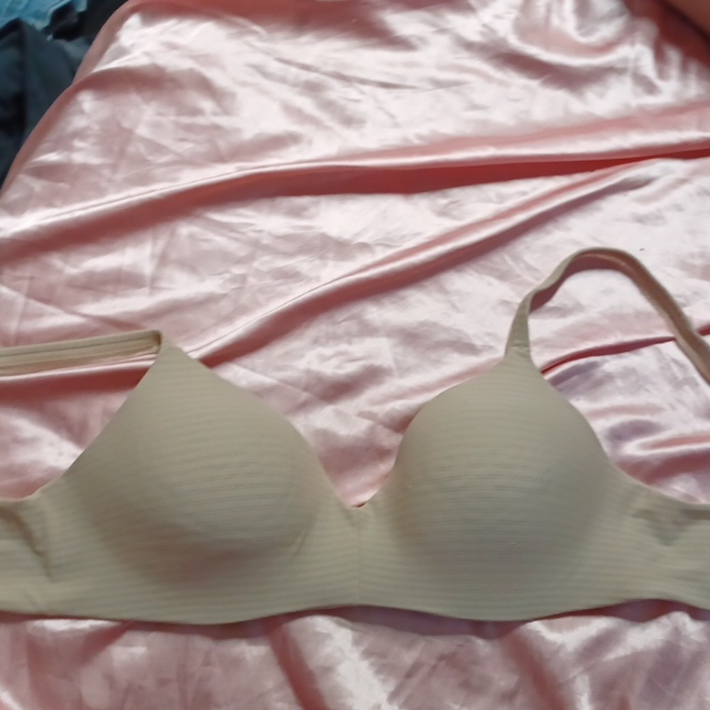 Nude bra
